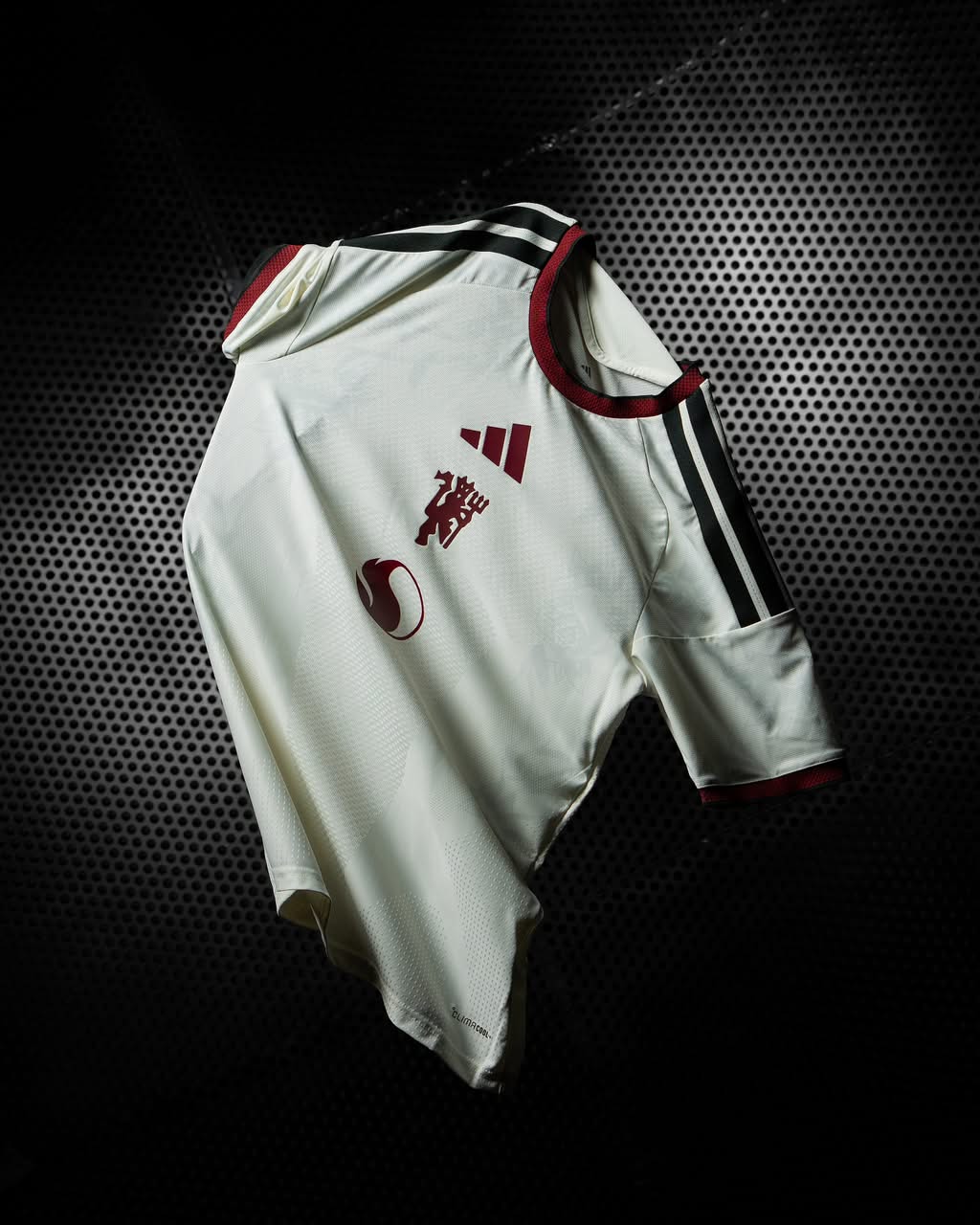 MANCHESTER UNITED 26/27 THIRD PLAYER VERSION JERSEY