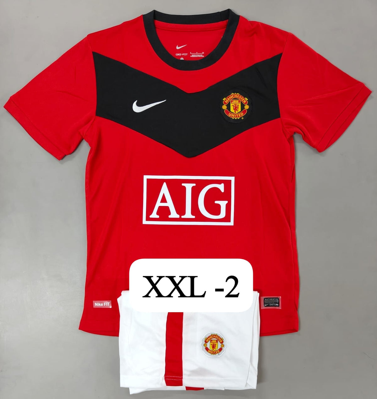 MANCHESTER UNITED 2006/07 RETRO MASTER VERSION JERSEY SET