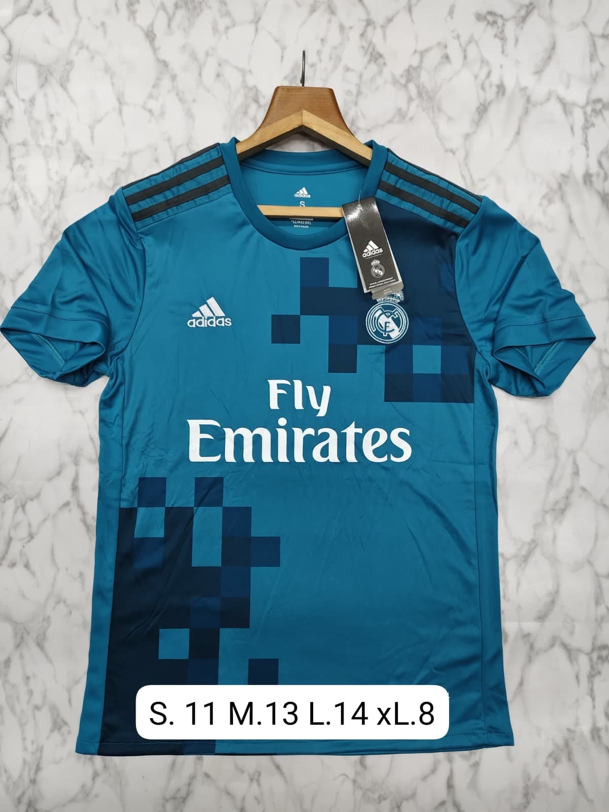 REAL MADRID 2017 RETRO MASTER VERSION JERSEY