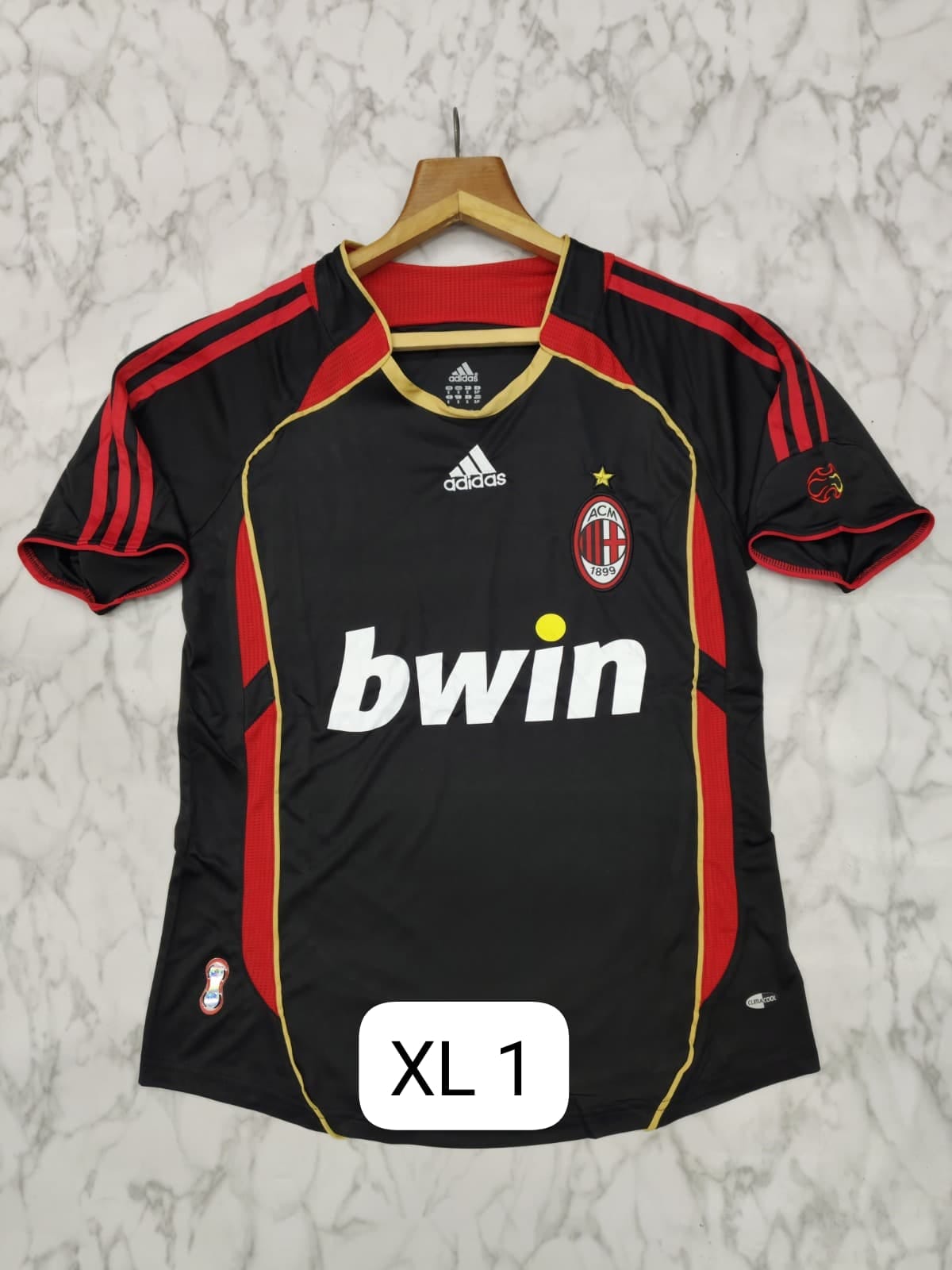 AC MILAN RETRO MASTER VERSION JERSEY